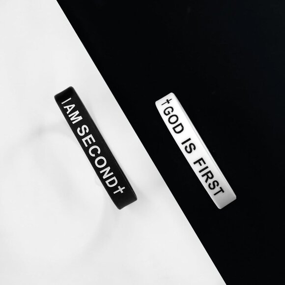 Comfortable & Stylish 12mm 'God is First' Bracelet - Perfect for Any Look - Picture 6 of 7